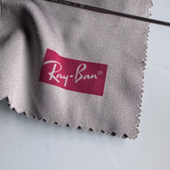 Ray-Ban Silver Round Sunglasses - Picture 4 of 4